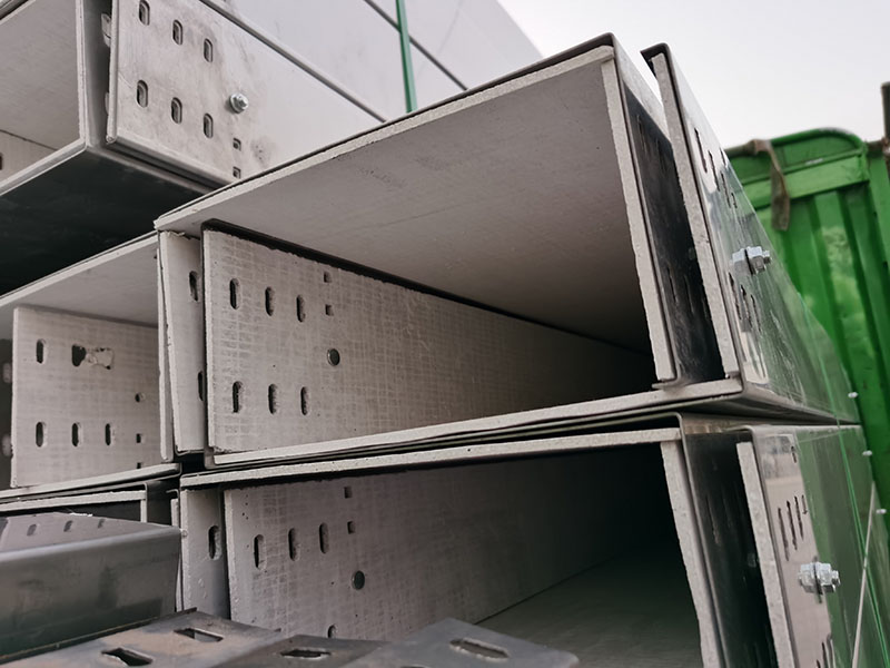 内衬耐火板桥架